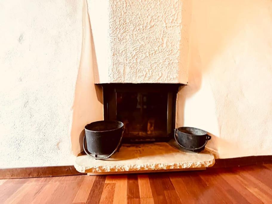 Charmant Appartement De Vacances Alta Ripa Hauterive  Eksteriør billede