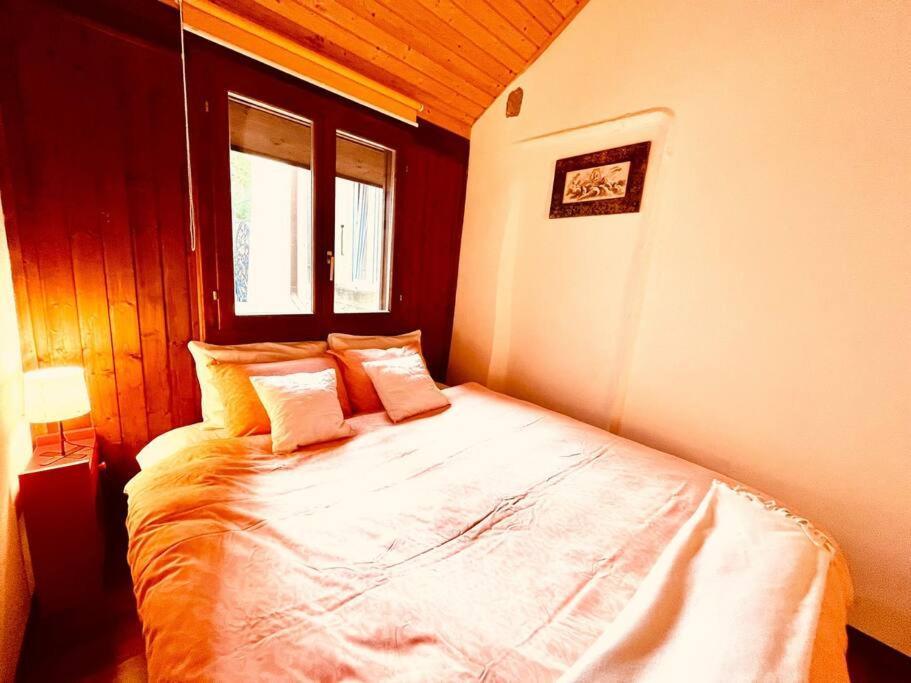 Charmant Appartement De Vacances Alta Ripa Hauterive  Eksteriør billede